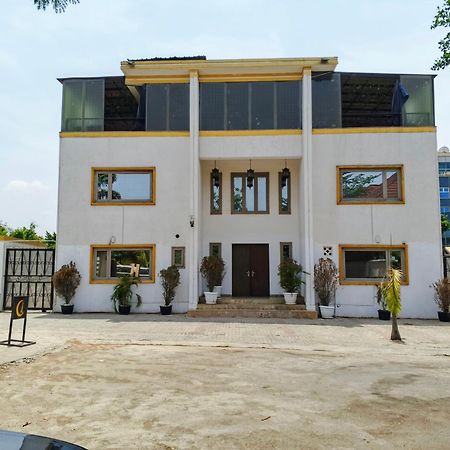 Nuit De Paris Hotel Abuja Exterior photo